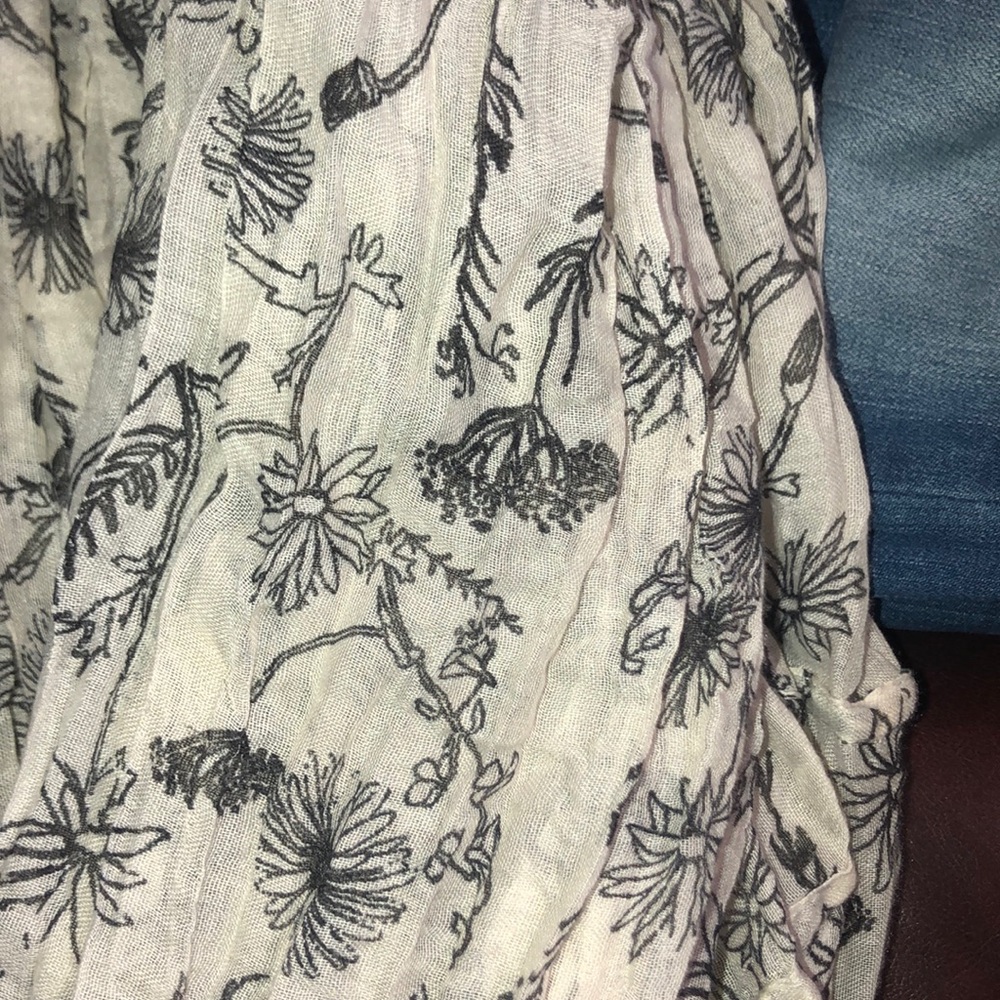 Floral target scarf